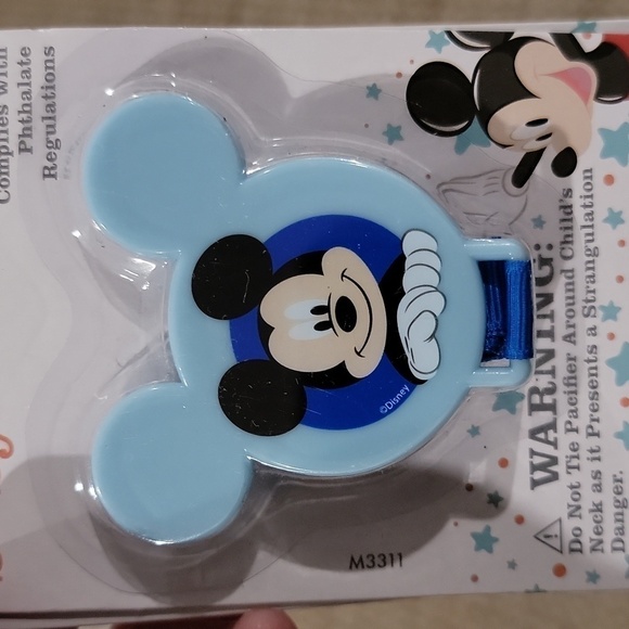 Disney Mickey Mouse pacifier & pacifier holder New in box BPA free 0 months + - Picture 9 of 9